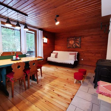 מויסטראנה Chalet Via Mons מראה חיצוני תמונה