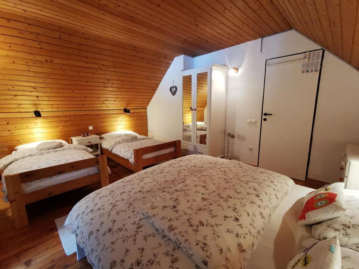 מויסטראנה Chalet Via Mons מראה חיצוני תמונה