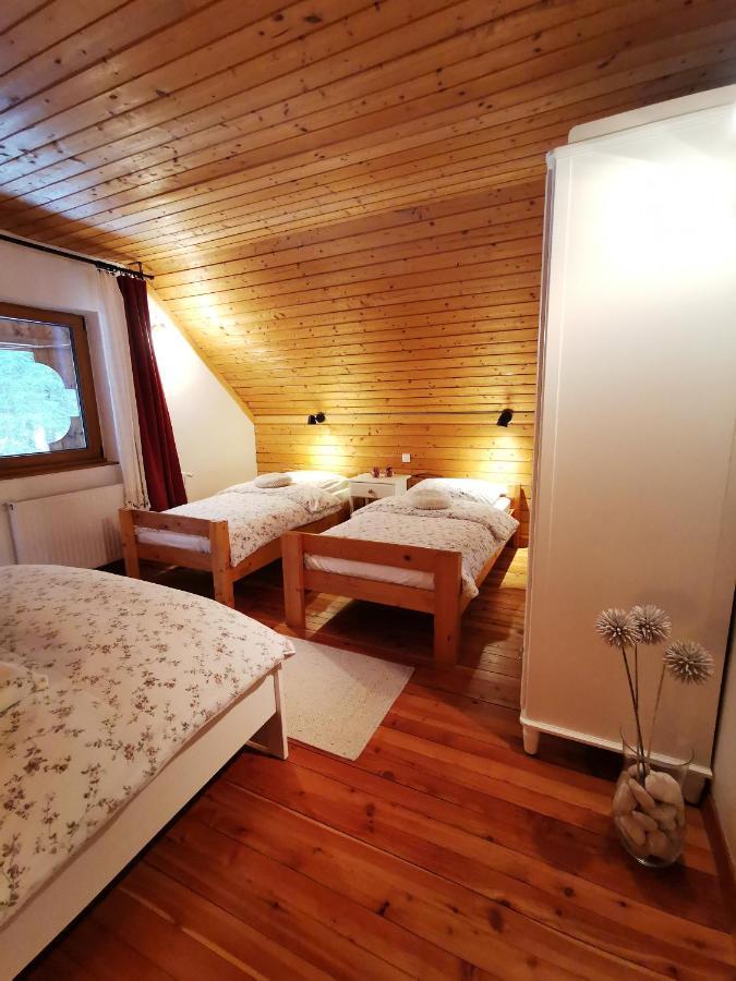 מויסטראנה Chalet Via Mons מראה חיצוני תמונה